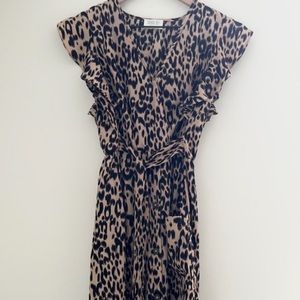 NWOT sienna sky belted leopard print dress